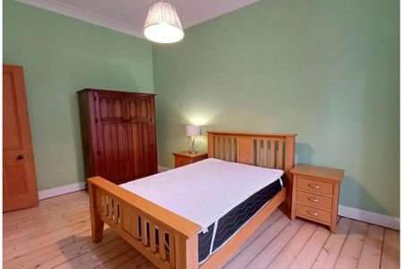 2 bed flat for rent in Merchiston - Photo 5