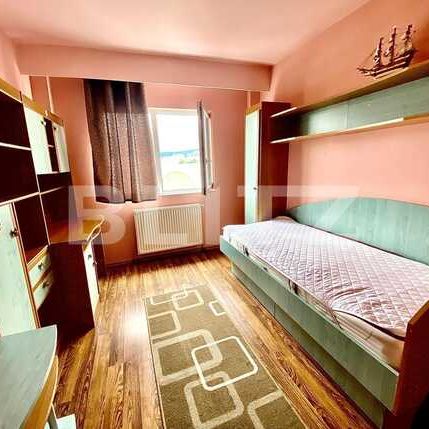 4 camere, 80 mp, decomandat, mobilat dragut, zona Aurel Vlaicu - Photo 1