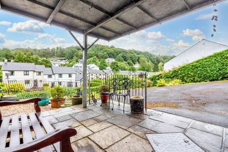 5 bedroom detached house to rent - Photo 2