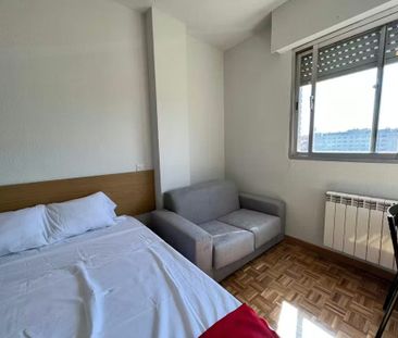 Avenida de Brasilia, Madrid, Community of Madrid 28028 - Photo 1