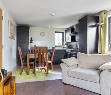 15 Lady Wallace Crescent, Lisburn, BT28 3GP - Photo 4