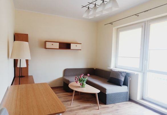 Wygodne 2-pok. mieszk. plus kuchnia i duży balkon! - Photo 1