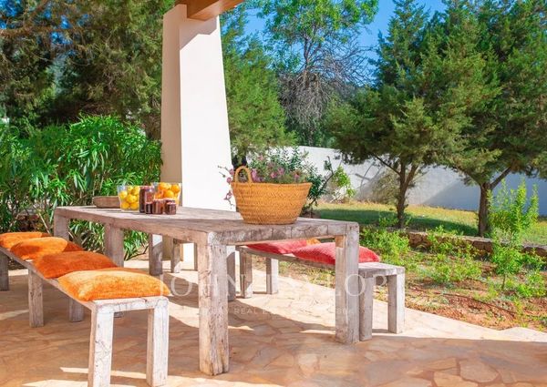 Es Cubells, Balearic Islands 07839
