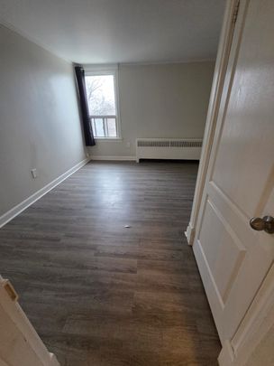 For Lease - 298 Emerald Street, Hamilton, Ontario - Photo 1