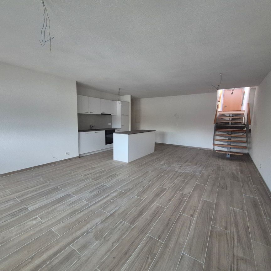 SION - SPACIEUX APPARTEMENT 3.5PCES - Photo 1