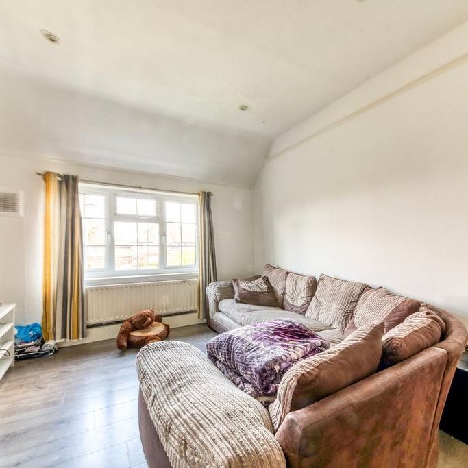 3 bedroom maisonette to rent - Photo 1