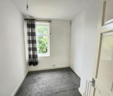 3 bedroom terraced house to rent - Photo 6