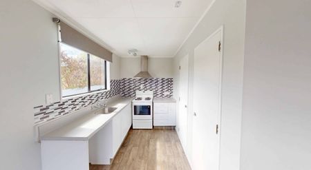 Marton - 2 Bedrooms - Photo 3