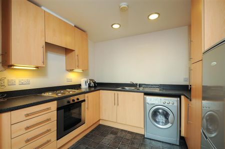 Ampere House, London, Warple Way - Photo 5