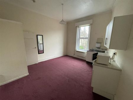 Studio to rent - Photo 3