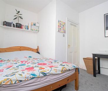 2 bedroom maisonette to rent - Photo 6