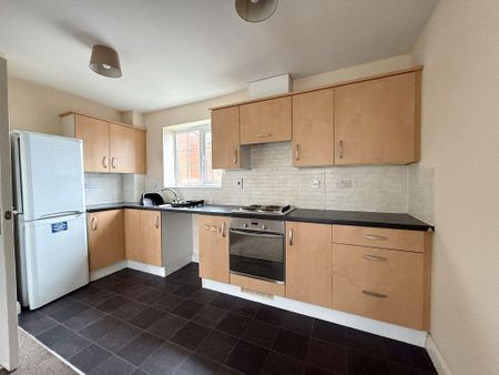 2 bedroom flat to rent - Photo 4