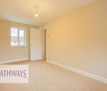 4 bedroom detached house to rent - Photo 5