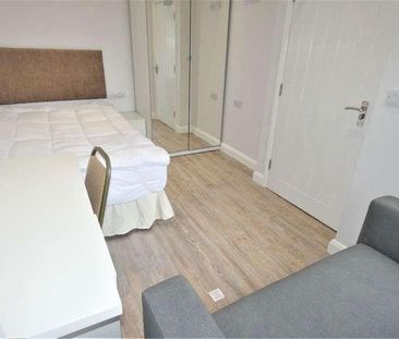 Leek Road, Stoke, Stoke-on-trent, ST4 - Photo 3