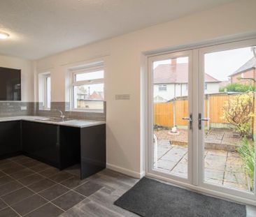 3 Bed Semi-Detached House, Welstead Avenue, NG8 - Photo 3