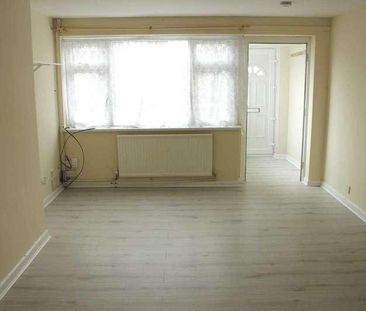 Nagle Grove, Rushey Mead, LE4 - Photo 1