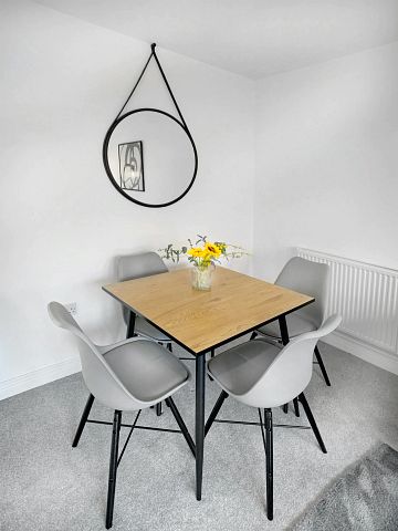 2 Bed, House - Photo 5