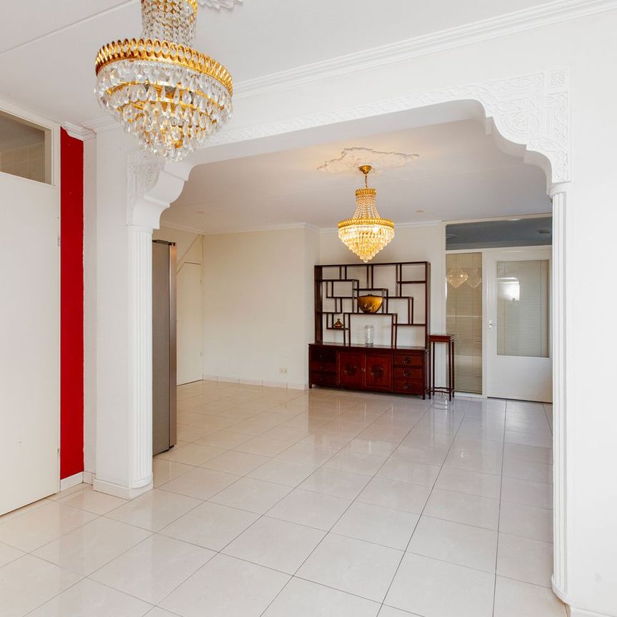 Appartement te huur: Burgemeester De Monchyplein 3 2585 BC Den Haag - Photo 1