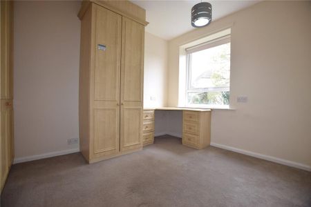 2 bedroom semi-detached house to rent - Photo 2