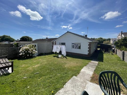 3 bedroom detached bungalow to rent - Photo 1