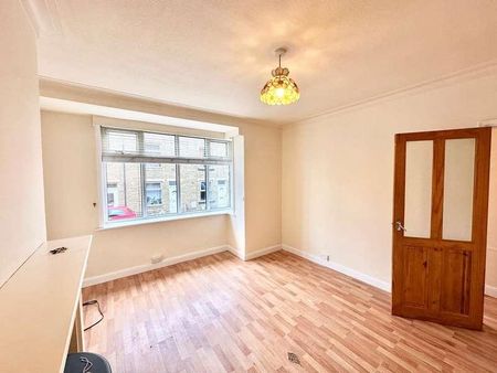 Harley Street Todmorden, OL14 - Photo 4