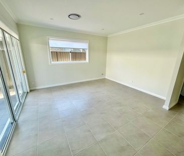 Brand Spanking New with 2 X Living Areas&excl; - Photo 1