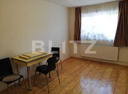 Apartament 3 camere, decomandat, 72 mp, partial mobilat, zona strazii Gruia - Fotografie 5