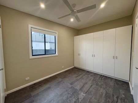 Brand New Deluxe Flat! - Photo 3