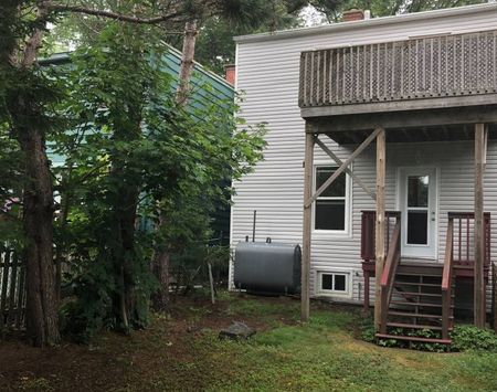 Kline - 1 Bedroom Upper Level Flat just off Quinpool! - Photo 5