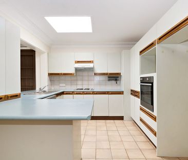 Great Value Home for Lease in a Prime Carlingford Location - Photo 2