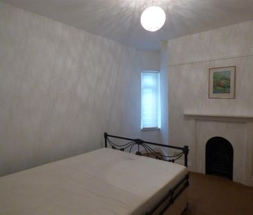 4 bedroom flat to rent - Photo 5