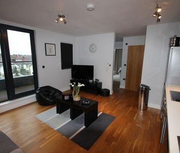 1 bedroom apartment to rent - Photo 2