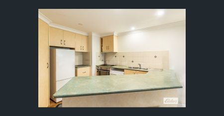 DETACHED DUPLEX FOR LEASE - Photo 3