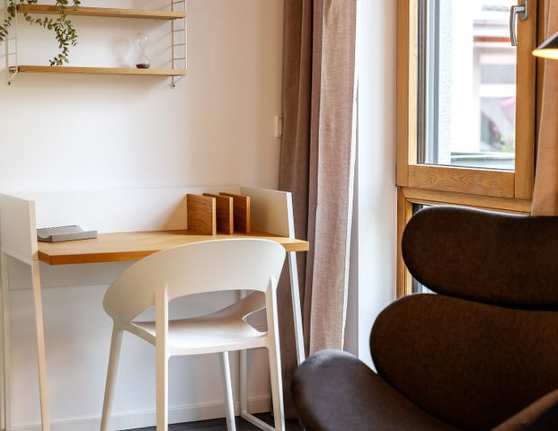 High-quality 4-room apartment for rent - Foto 1