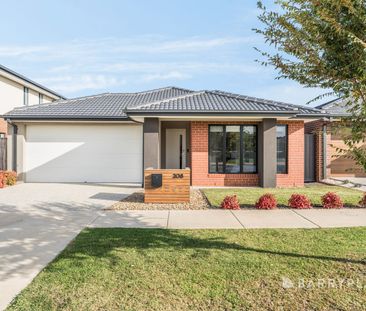 FOUR BEDROOM HOME with CLUB ARMSTRONG ACCESS - Photo 1