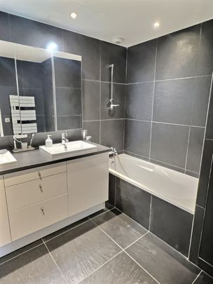 LA GARENNE COLOMBES - 3 Pièces - 76m² - Photo 1