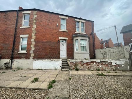 3 bedroom terraced house to rent - Photo 5