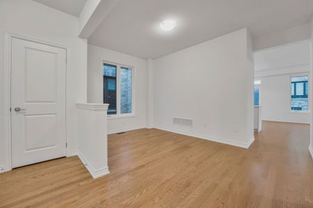 For Lease - 11 Gemini Drive, Barrie, Ontario - Photo 3