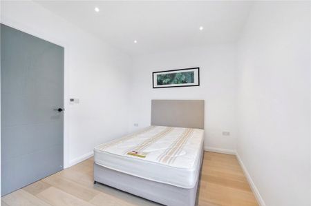4 bedroom terraced house to rent - Photo 5