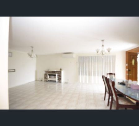 17 Guildford Ave, Springvale, Vic 3171 - Photo 1
