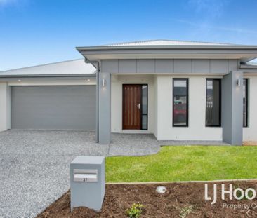 STUNNING FAMILY HOME IN FLAGSTONE WITH DUCTED AIR + QUALITY FINISHES! - Photo 6