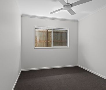 5 Beachmere Street, Ripley QLD 4306 - House For Rent | Domain - Photo 4