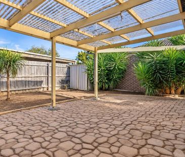 NEAT AND TIDY LOW MAINTENANCE HOME - Photo 5