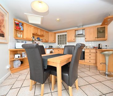 42 University Court, 3-5 University Road (Non HMO), Belfast, BT7 1NA - Photo 5