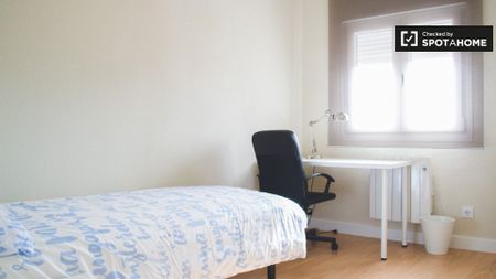 madrid, Community of Madrid 28002 - Photo 2