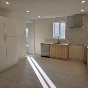 4 1/2 rénové Laval - Photo 2