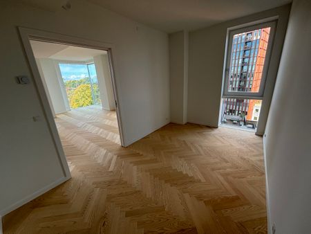 🏡 Apartment for Rent — Bright 4-Room Home with Balcony & Stunning Views - Photo 2