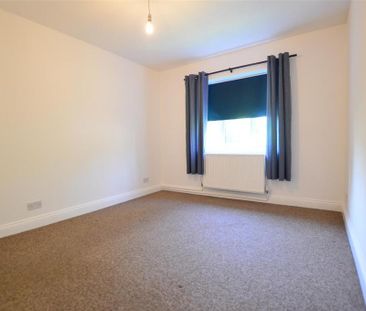 2 bedroom maisonette to rent - Photo 3