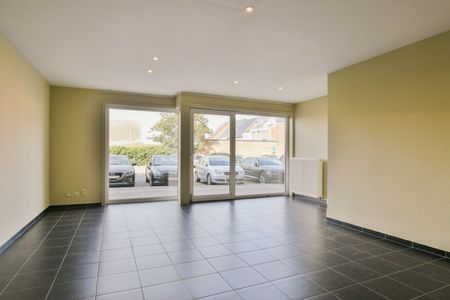 Gelijkvloersappartement te huur te Eernegem - Photo 4