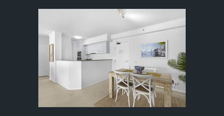 Burleigh Beachfront Living - Two Bedroom Furnished Apartment - Photo 4